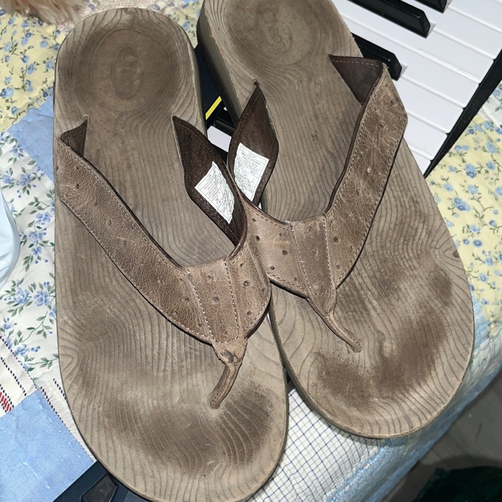 Men’s chacos sandals size 13